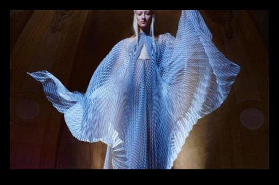 Fashion Frontlines: Leading the Charge in Style Innovation