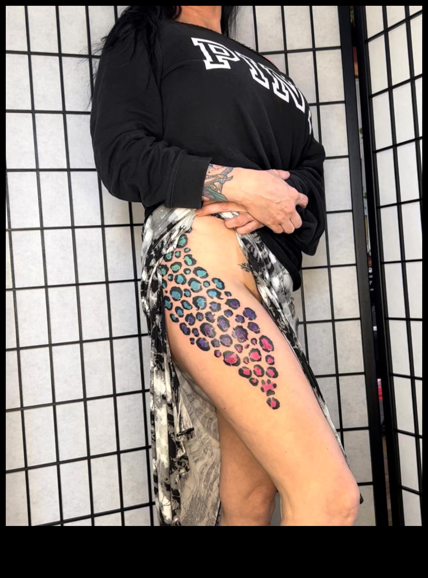 Ink Impressions Bold statement Τατουάζ ποδιών για να αναβαθμίσετε το στυλ σας 3 Ink Impressions: Elevate Style with Bold Statement Leg Tattoos