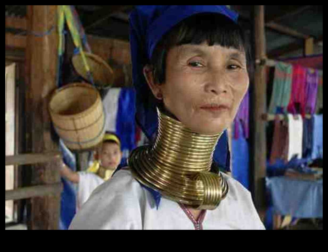 Beyond Tradition: Contemporary Forms of Body Aornment