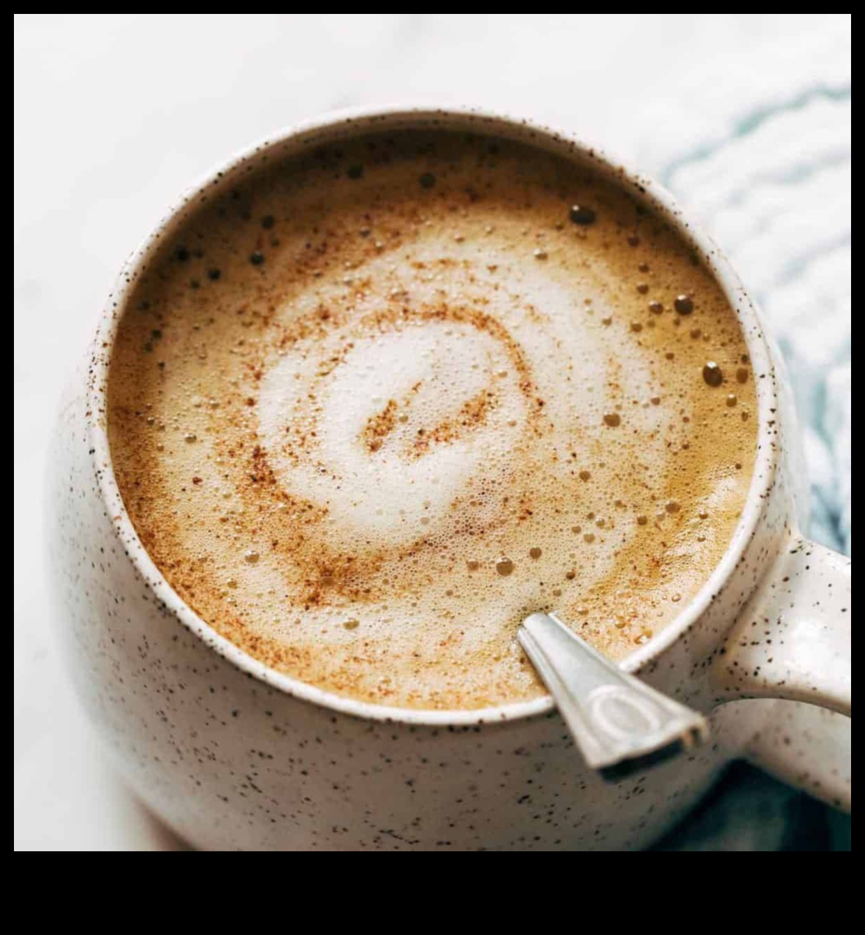 Πρωινή Χαρά: Πίνοντας κρεμώδες και αγνό γάλα βρώμης