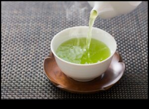 Morning Zen: Ξεκινήστε σωστά τη μέρα σας με δροσερό παγωμένο πράσινο τσάι