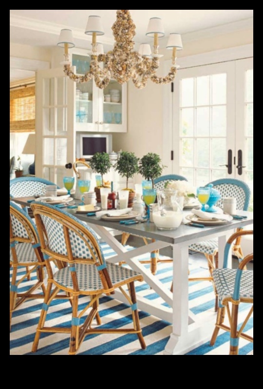 Ποιες είναι μερικές συμβουλές για τη διακόσμηση μιας υπαίθριας τραπεζαρίας με παραθαλάσσια ατμόσφαιρα;